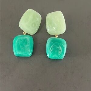 Elegant Green Dangle Earrings